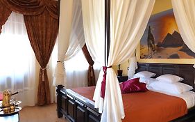 La Favorita Guesthouse Boutique